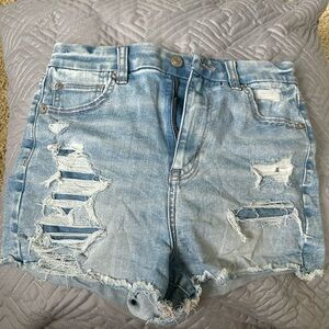 American eagle curvy high rise shorts size 4